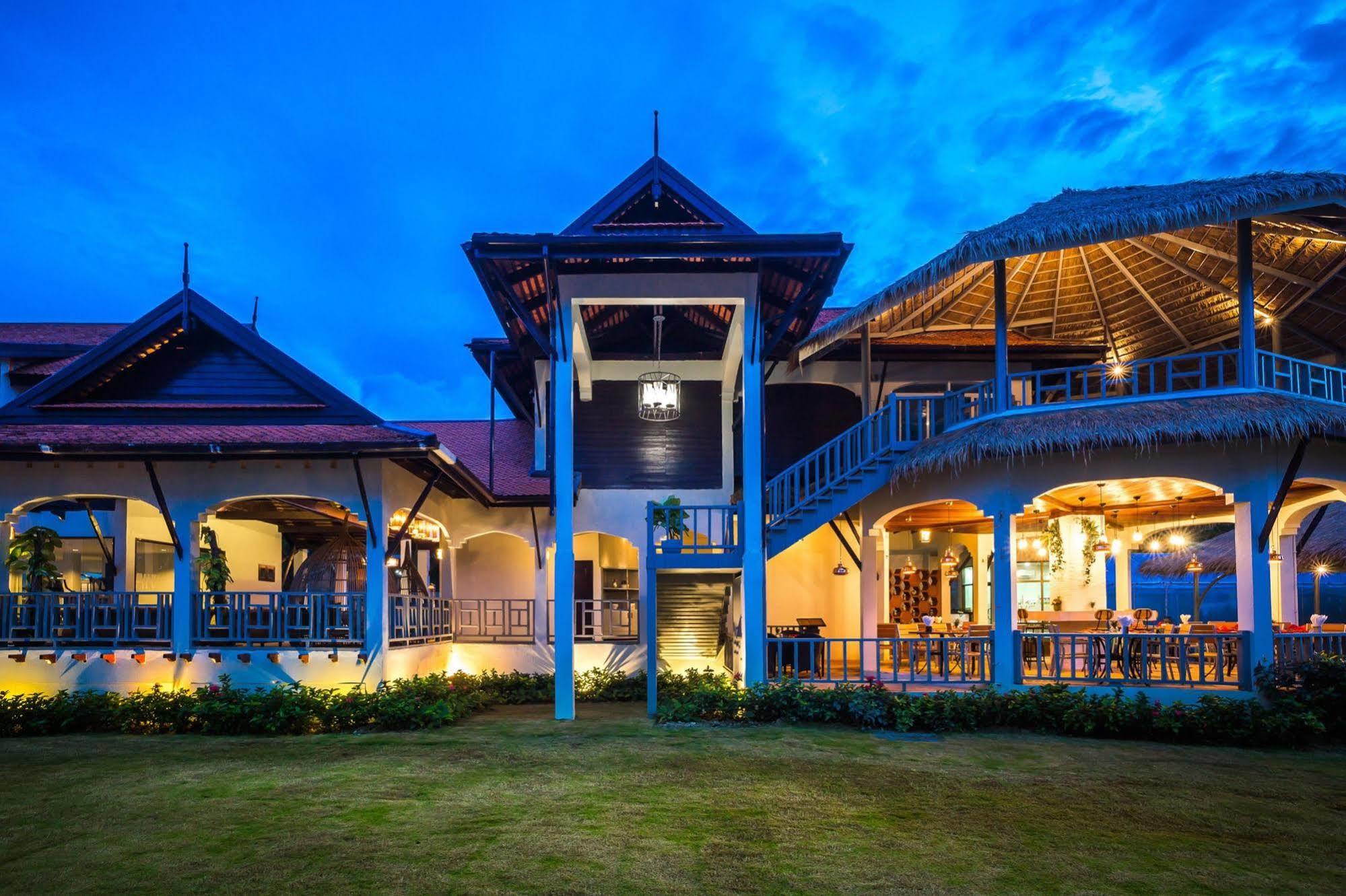 Hive Khaolak Beach Resort (Adults Only) Khao Lak Dış mekan fotoğraf