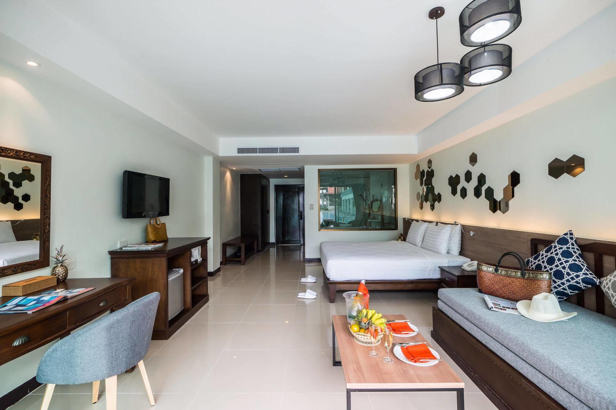 Hive Khaolak Beach Resort (Adults Only) Khao Lak Dış mekan fotoğraf